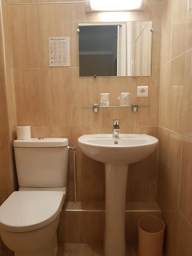 Hotel Saint Sebastien 루르드 2*,