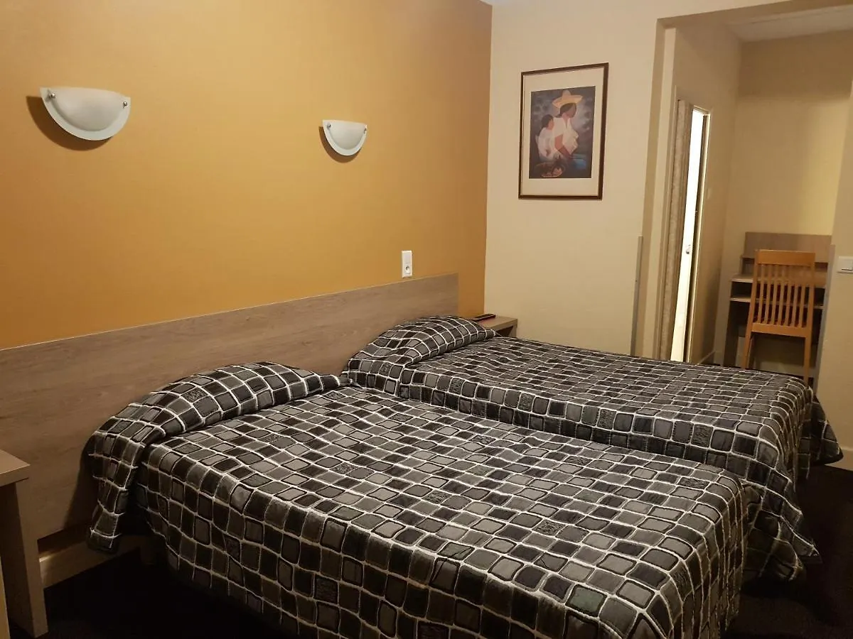Hotel Saint Sebastien 루르드